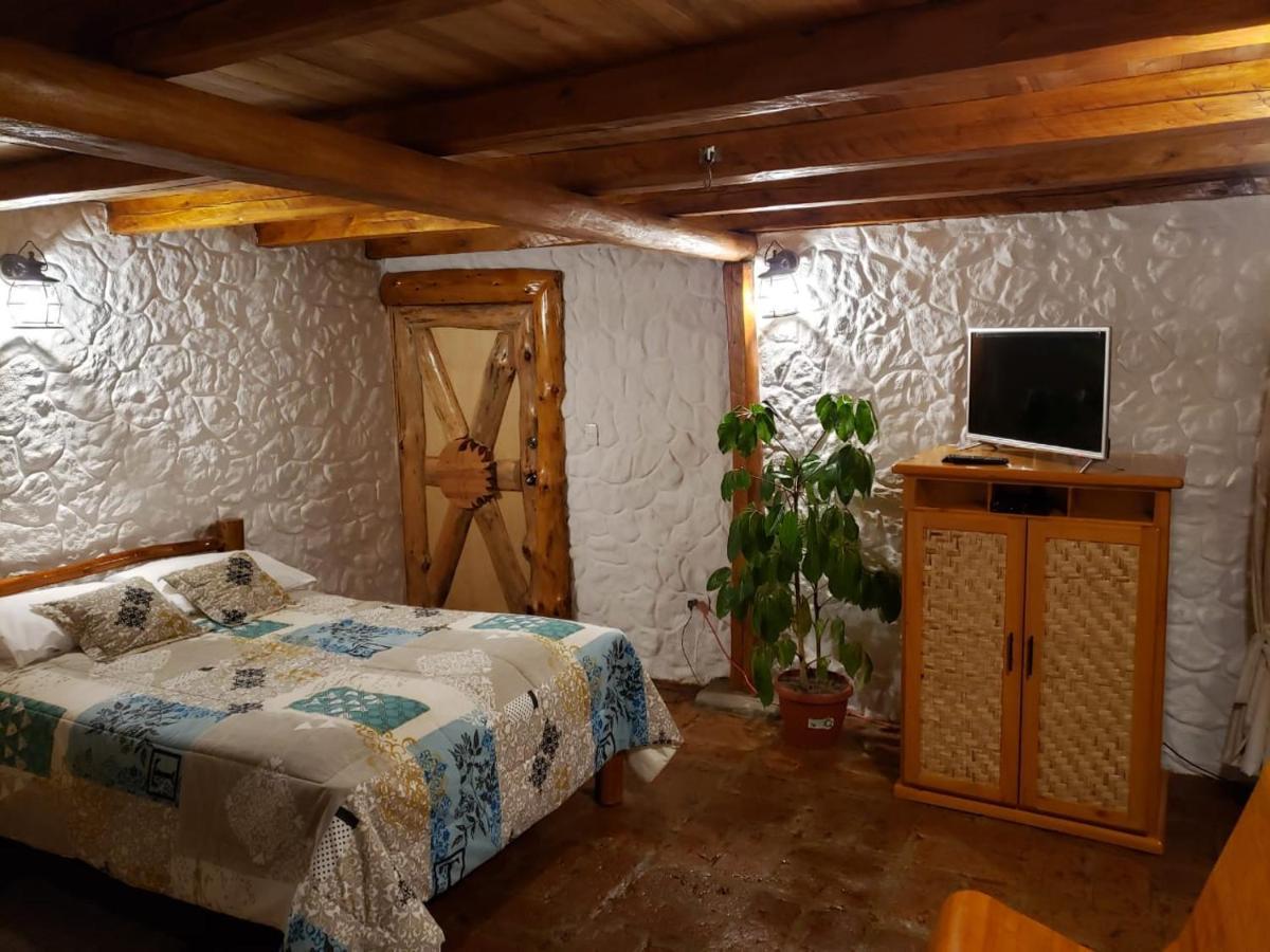 Atallaro Hospedaje Otavalo Εξωτερικό φωτογραφία