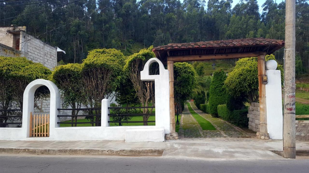Atallaro Hospedaje Otavalo Εξωτερικό φωτογραφία